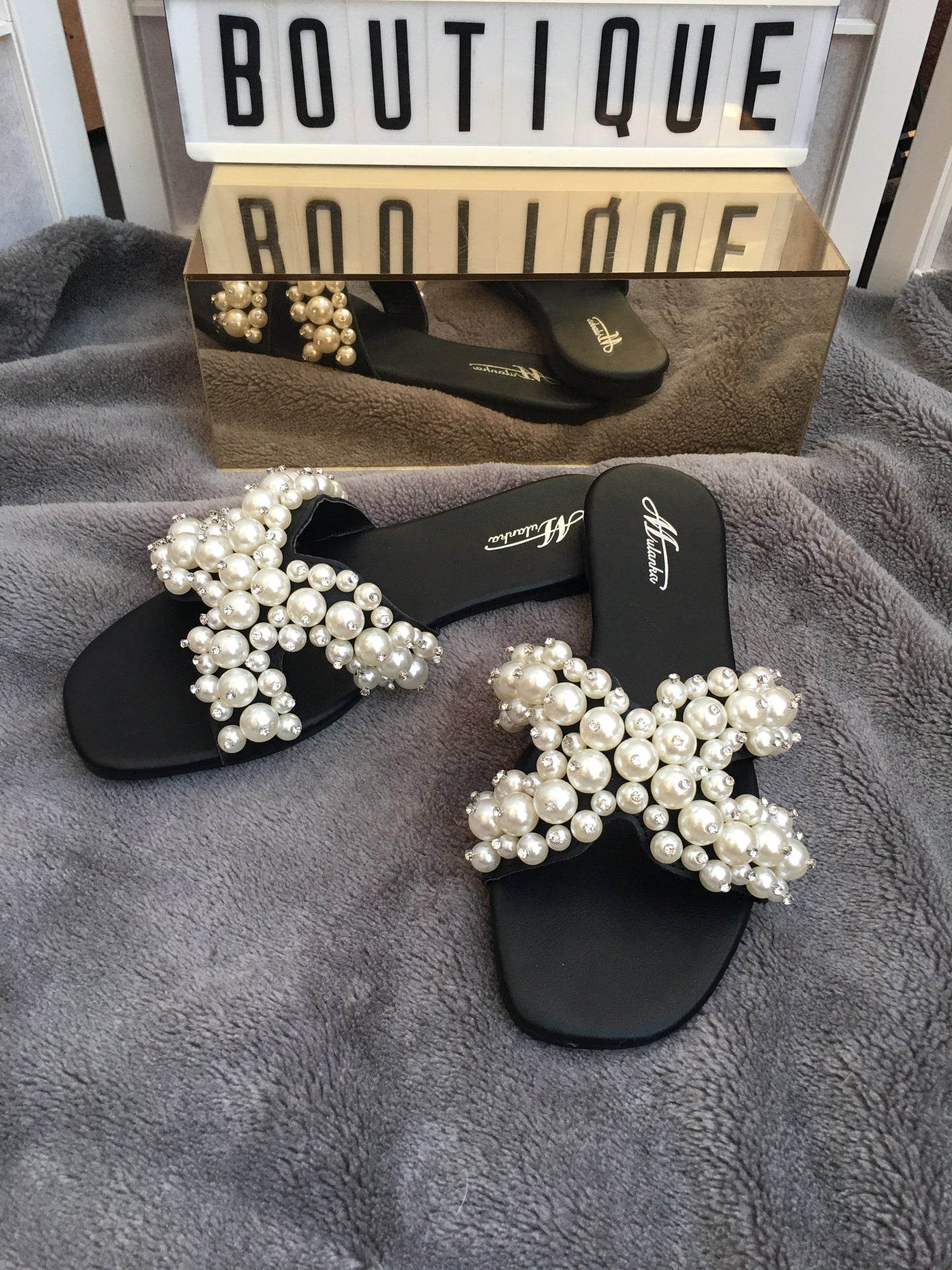 pearl sliders slippers sandals shoes flip flops